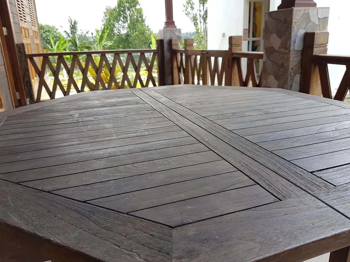 Rumah Kayu Johor Bahru Country house